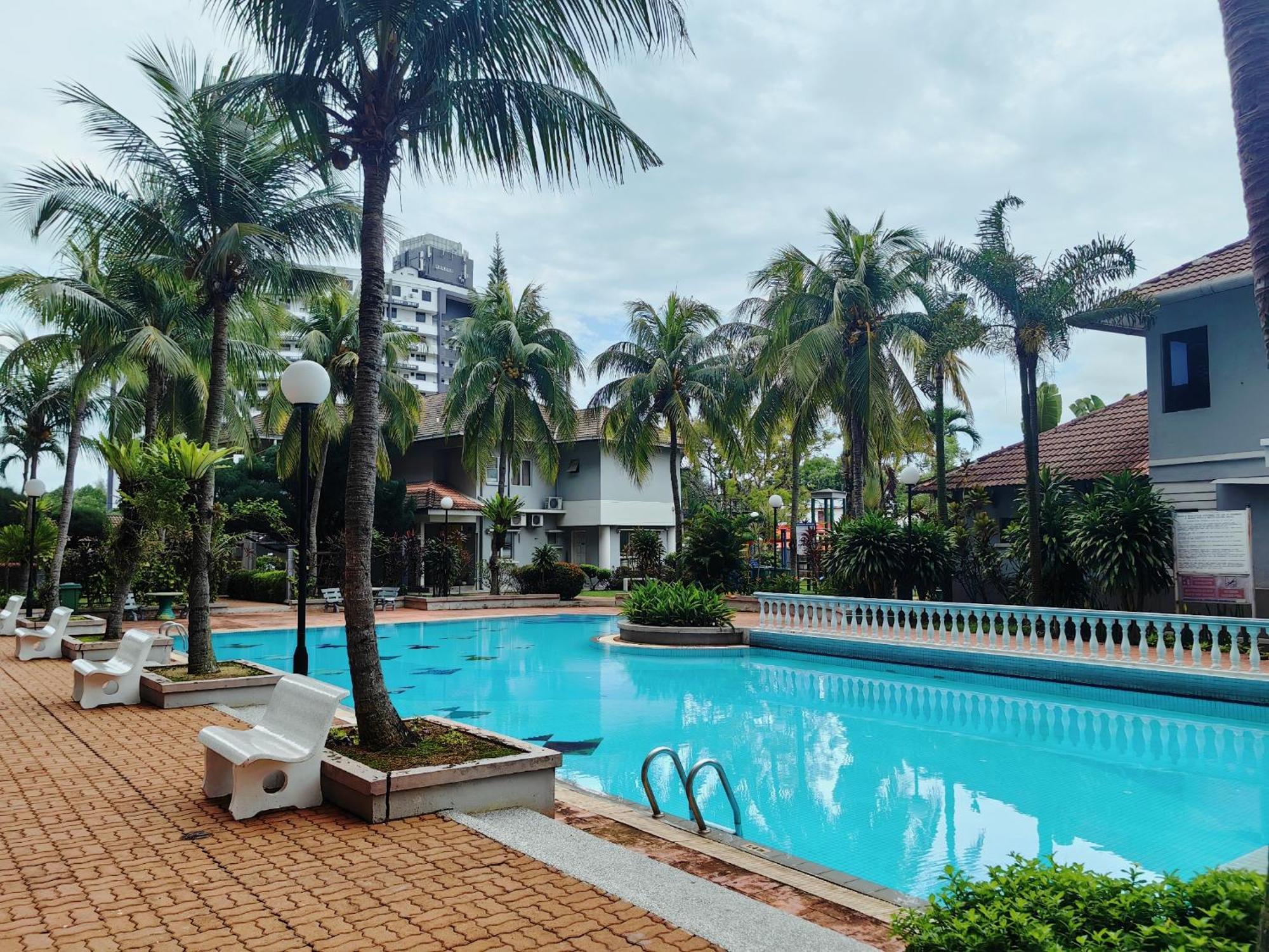 Melaka Gx Homestay Resort Pool View P0804 With Netflix, Tvbox And Games Exterior photo